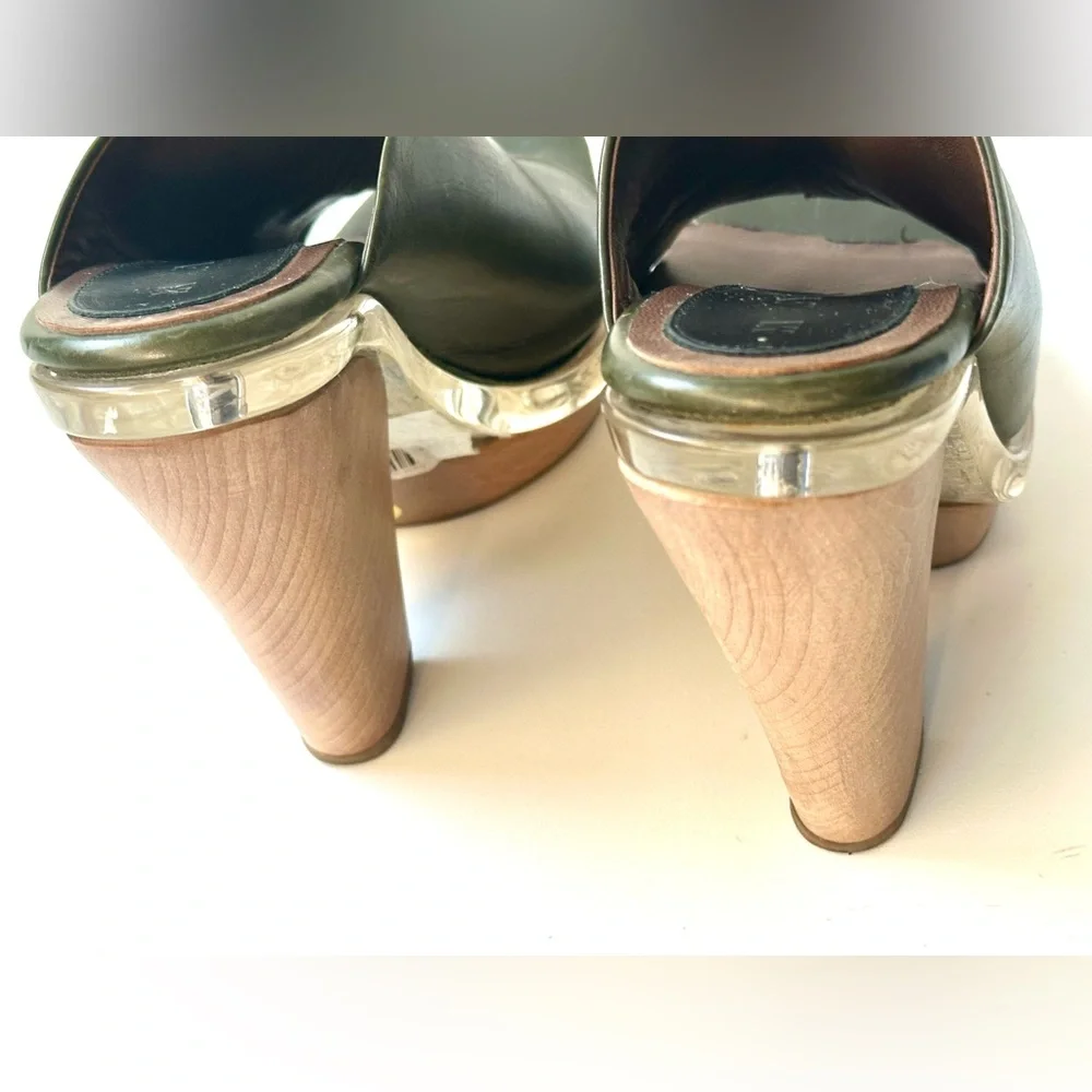 Marni Olive Green Leather with Clear plastic & Wood Platform, size 39, US 8